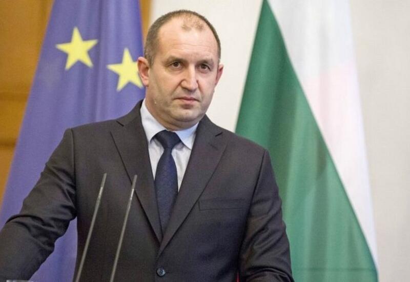 Президент Болгарии поддержал введение ковид-сертификатов