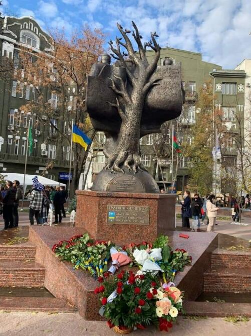 В Харькове открылся памятник Мирза Фатали Ахундзаде