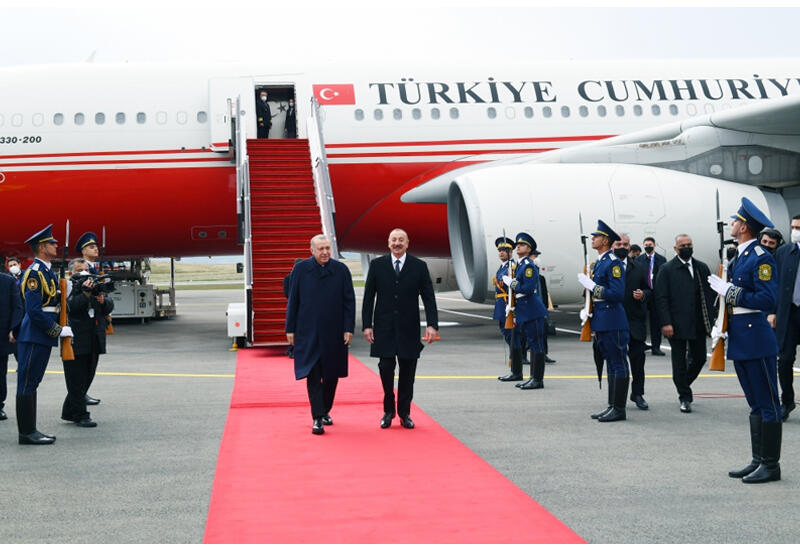 Реджеп Тайип Эрдоган прибыл в Азербайджан. Первая официальная встреча в Физулинском международном аэропорту