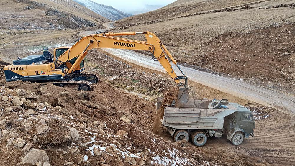 В Карабахе продолжаются инженерные работы