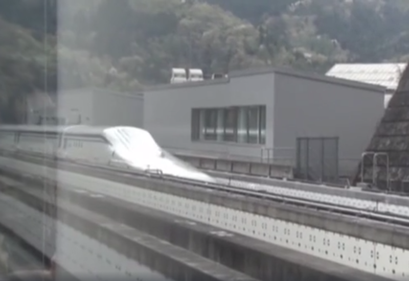 В Японии начали расследование по делу об обрушении строящегося тоннеля для поездов маглев