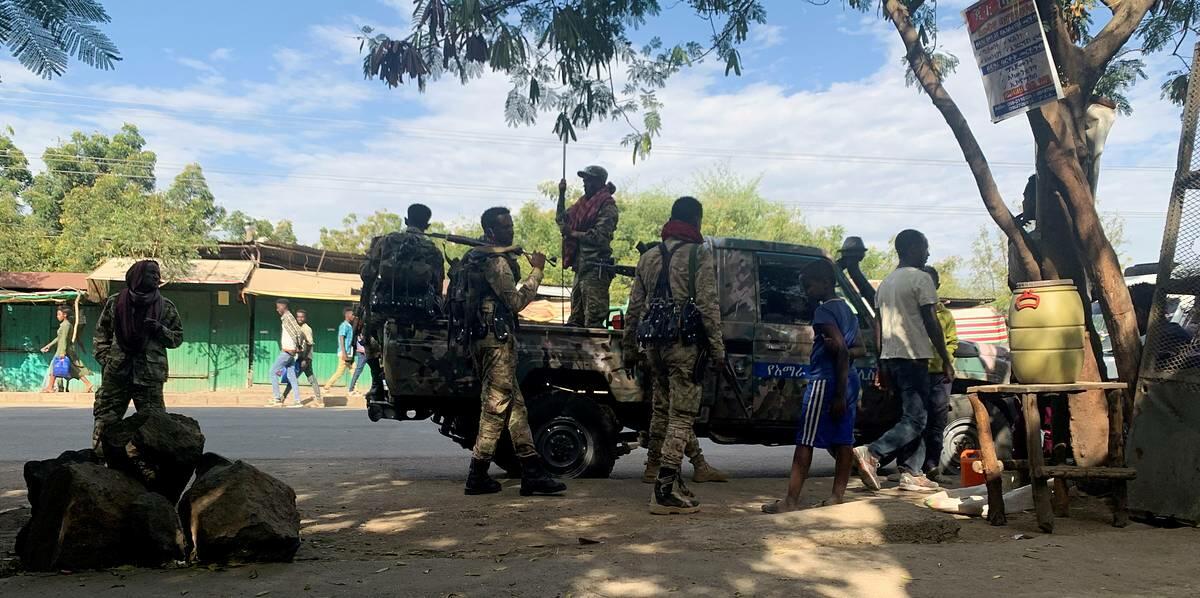 В Камеруне боевики убили двух мирных граждан