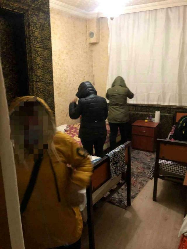 Əxlaqsızlıq yuvasına polis hücumu - 4 qadın iş başında tutuldu