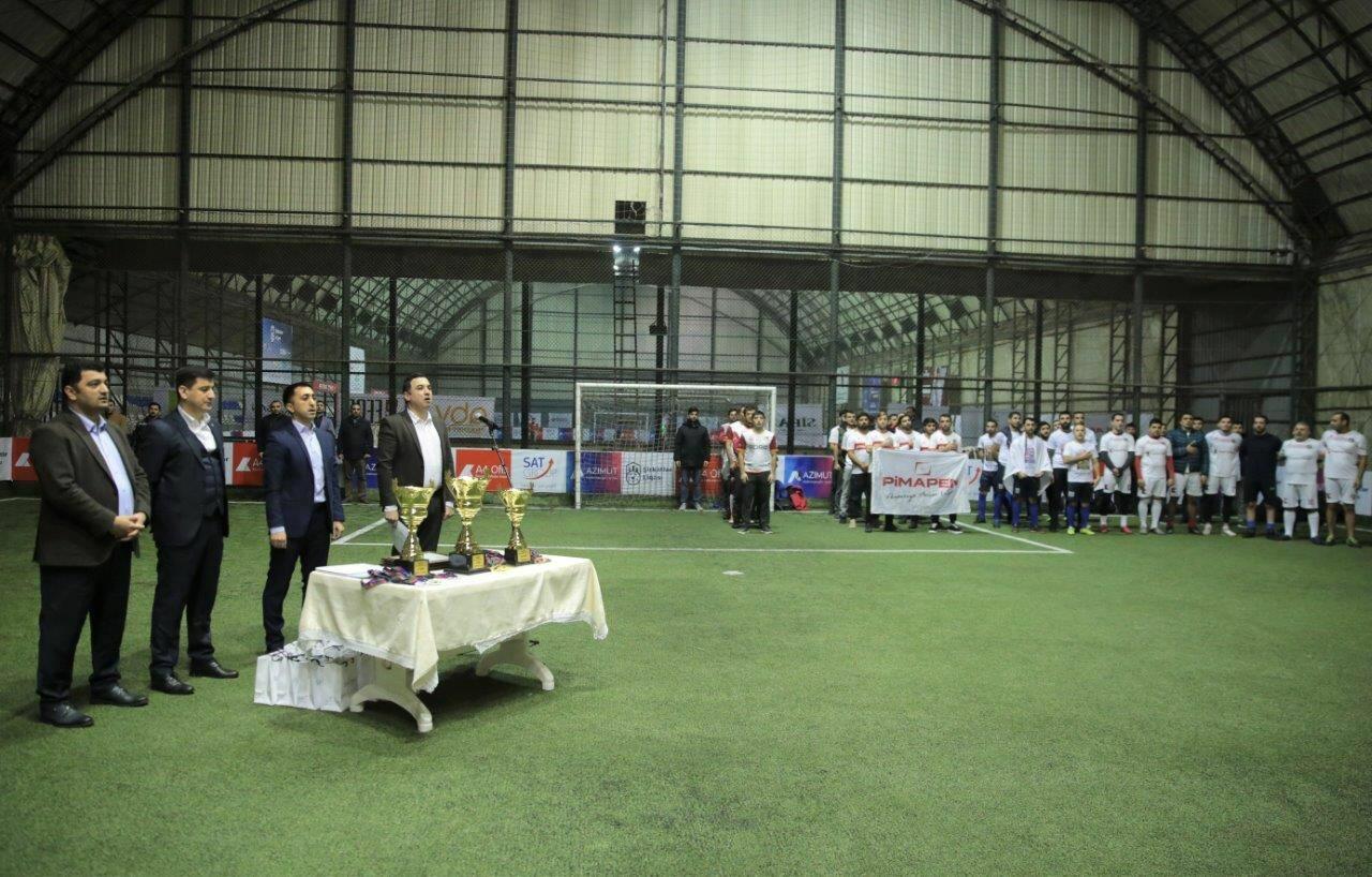 В Азербайджане завершился турнир по мини-футболу с участием предпринимателей