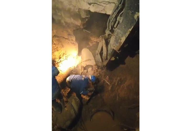 В Бинагадинском районе произошла авария на магистральном водопроводе,
