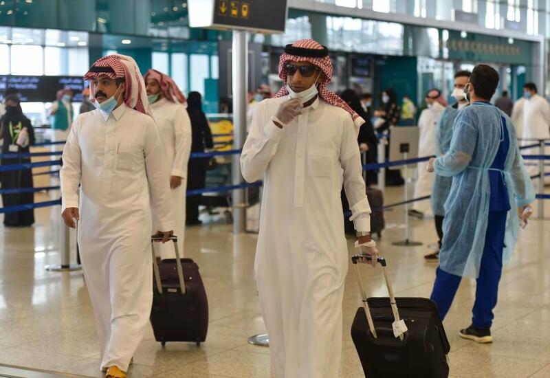 Саудовская Аравия приостановила авиасообщение с семью странами