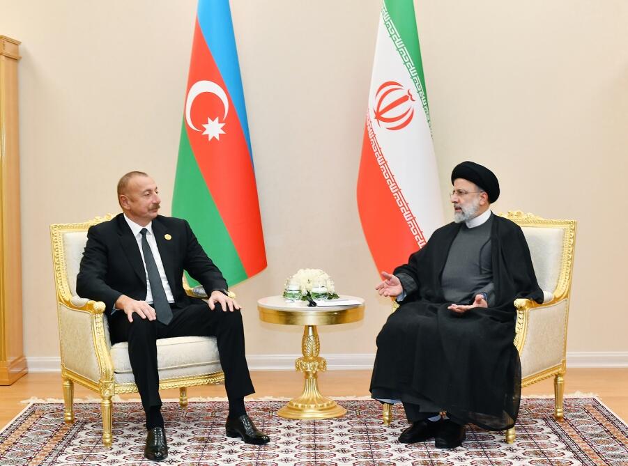 Состоялась встреча Президента Ильхама Алиева с Президентом Ирана Сейедом Эбрахимом Раиси