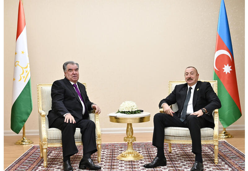 Состоялась встреча Президента Ильхама Алиева с Президентом Таджикистана Эмомали Рахмоном