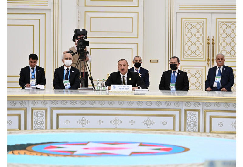 Президент Ильхам Алиев: Азербайджан является активным членом Организации экономического сотрудничества