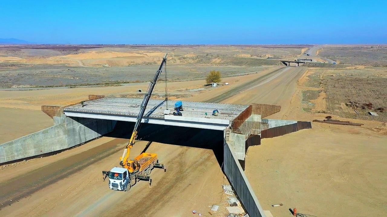 Продолжается строительство дороги Барда-Агдам