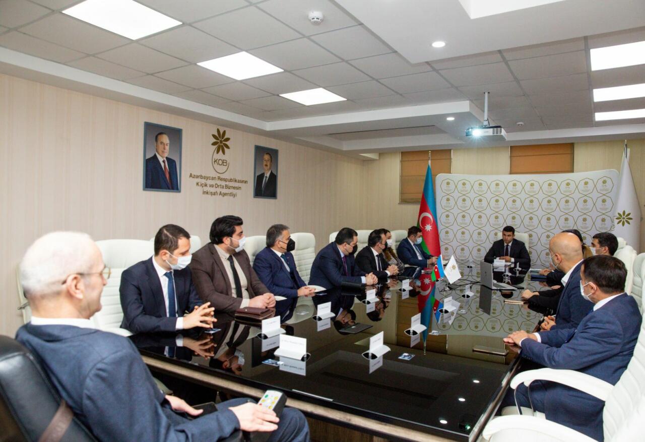 Агентство по развитию МСБ Азербайджана провело заседание Общественного совета