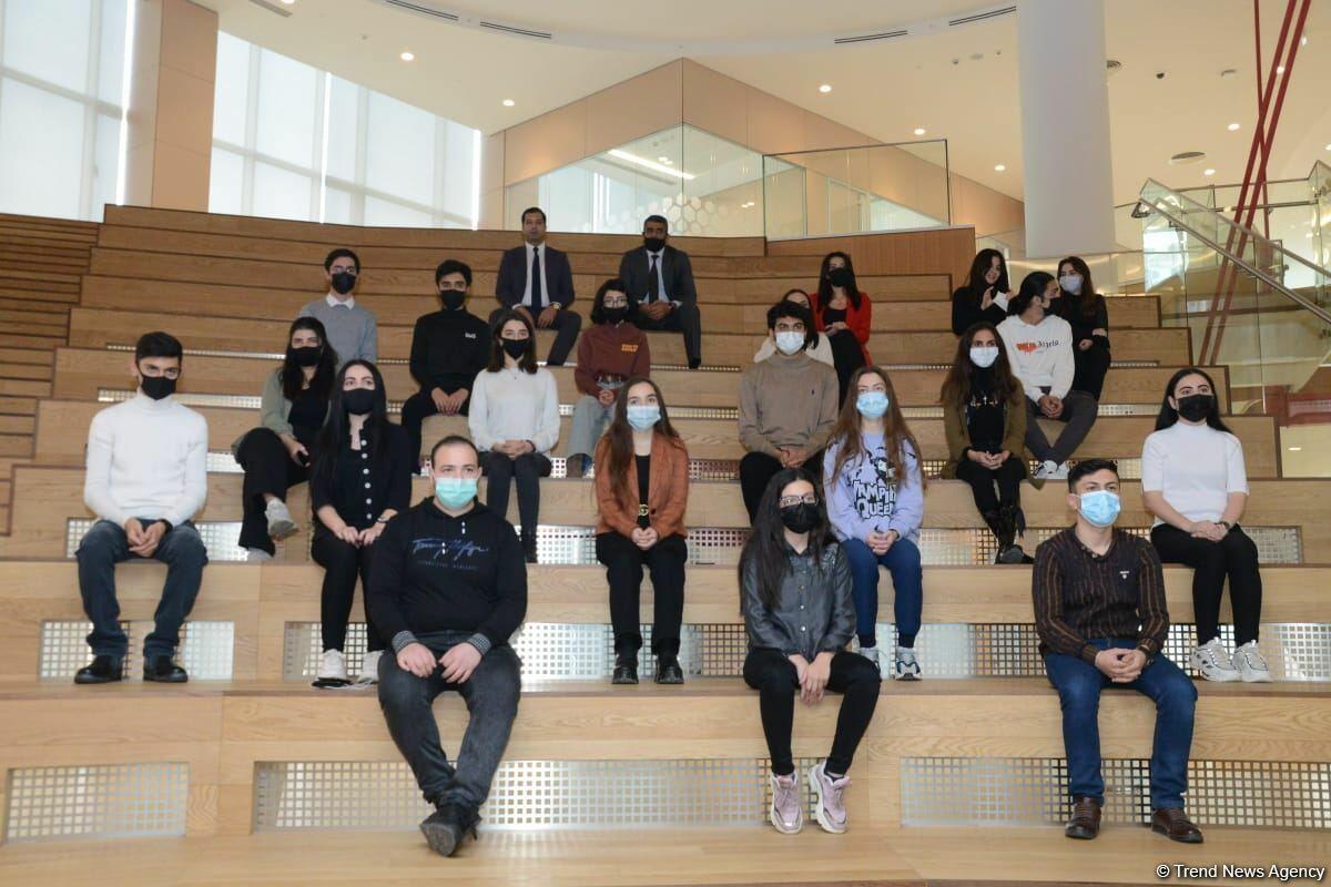 MEDİA и Университет ADA проводят семинары для молодых журналистов