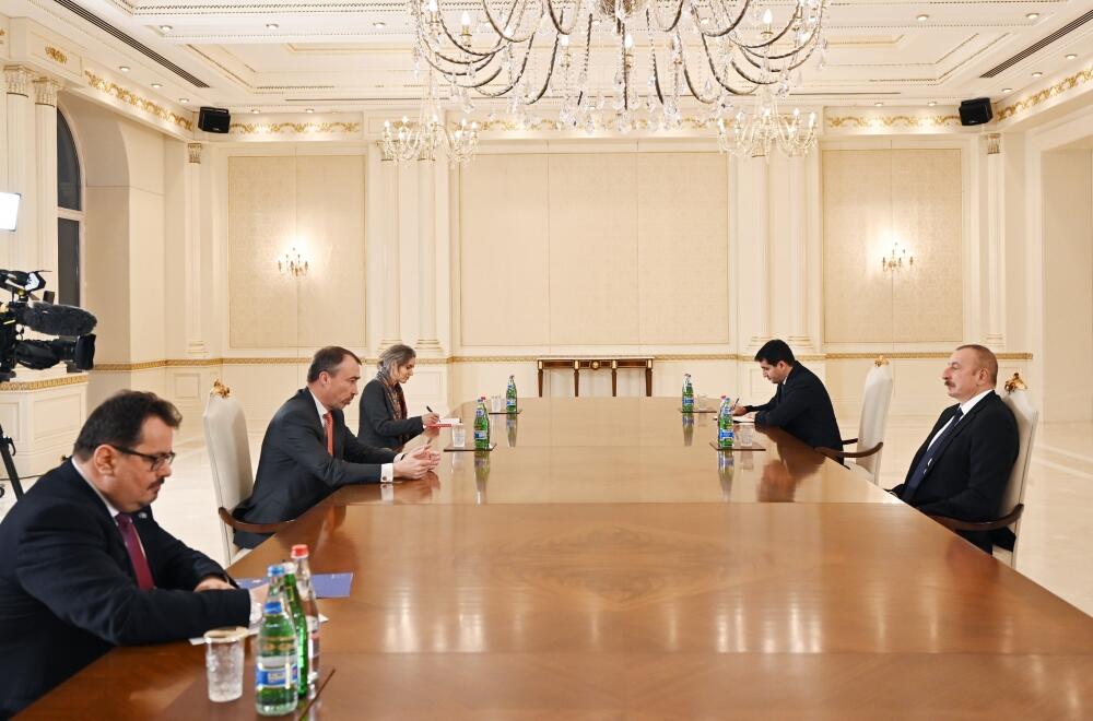 Президент Ильхам Алиев принял спецпредставителя ЕС по Южному Кавказу