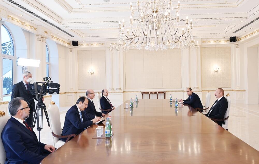 Президент Ильхам Алиев принял председателя Совета по высшему образованию Турции