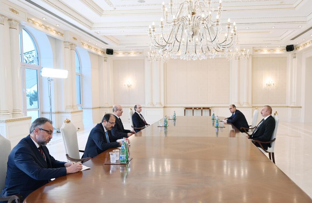 Президент Ильхам Алиев принял председателя Совета по высшему образованию Турции