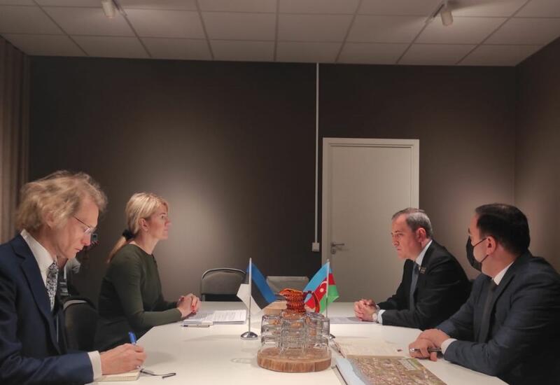 Главы МИД Азербайджана и Эстонии обсудили открытие транспортных коммуникаций в регионе