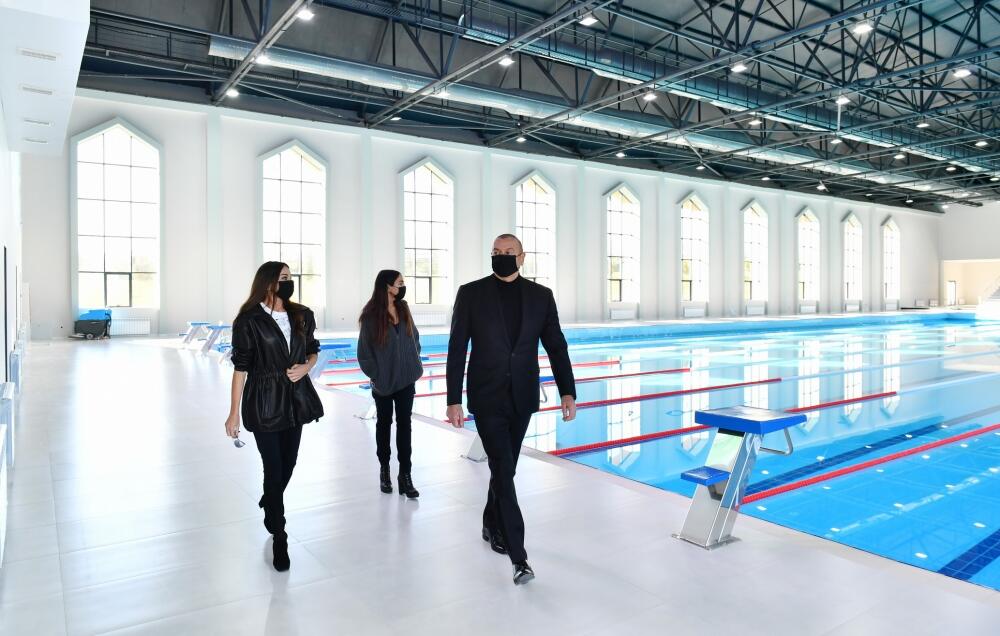 Президент Ильхам Алиев и Первая леди Мехрибан Алиева ознакомились с условиями, созданными в Губинском олимпийском спорткомплексе