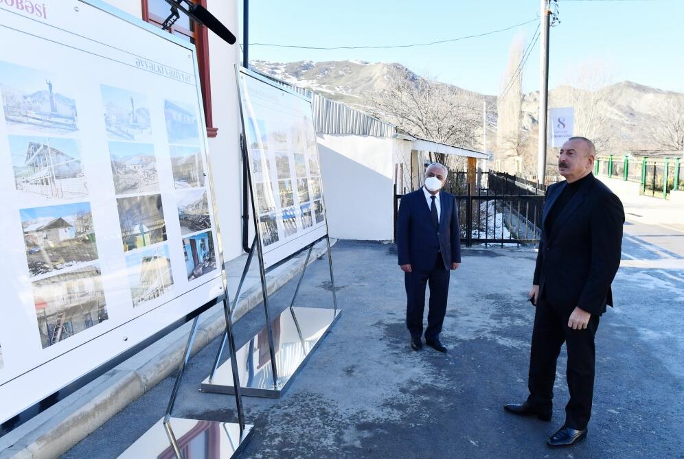 Президент Ильхам Алиев и Первая леди Мехрибан Алиева встретились с жителями поселка Гонагкенд