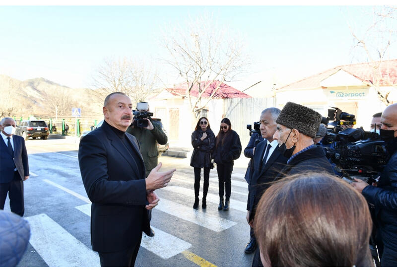 Президент Ильхам Алиев - Армении: Пусть предоставят нам дату открытия Зангезурского коридора, и в таком случае не будет никаких проблем
