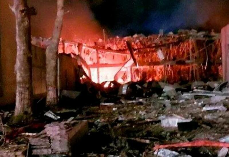 В торговом центре в Узбекистане произошел взрыв