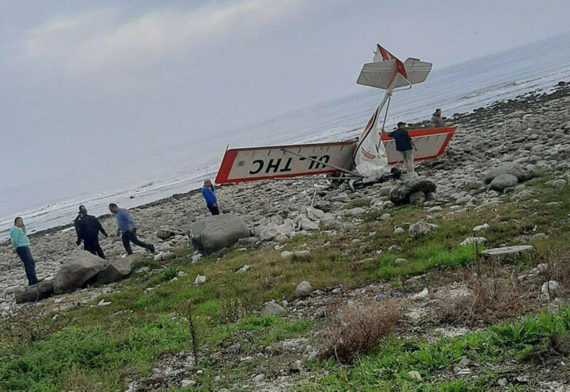 На берегу Каспия разбился самолет