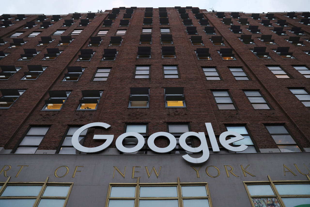 Google заплатит $1600 сотрудникам, работающим из дома