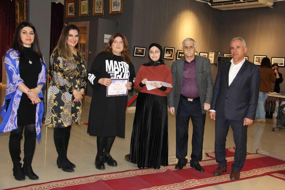 В Баку прошел воркшоп для художников-акварелистов, посвященный Году Низами Гянджеви