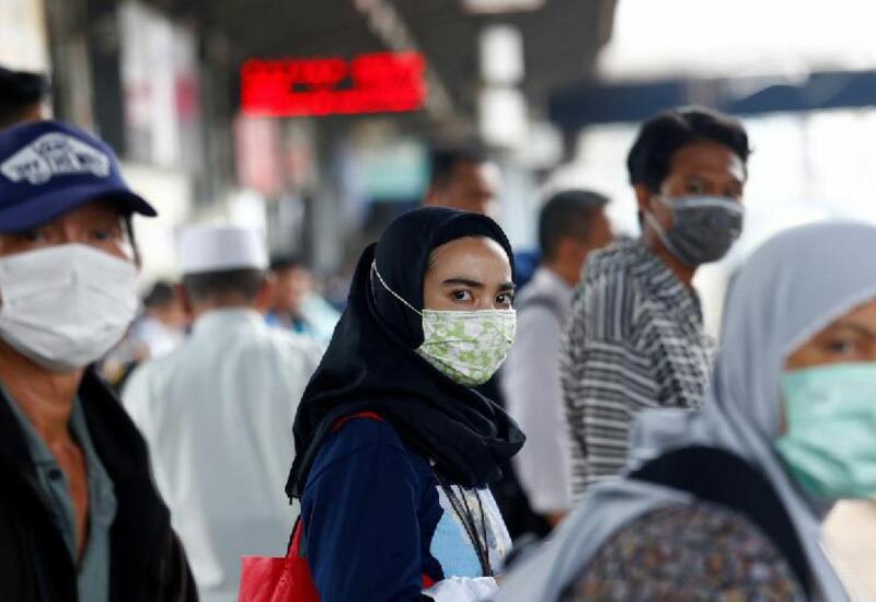 Власти Индонезии передумали вводить ограничения для туристов на Новый год