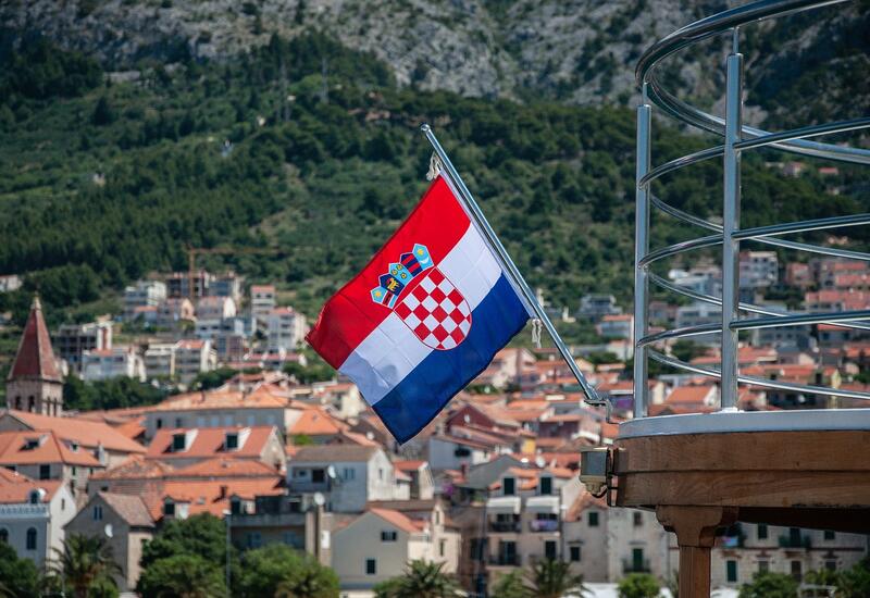 В Хорватии продлили ограничения из-за распространения омикрон-штамма