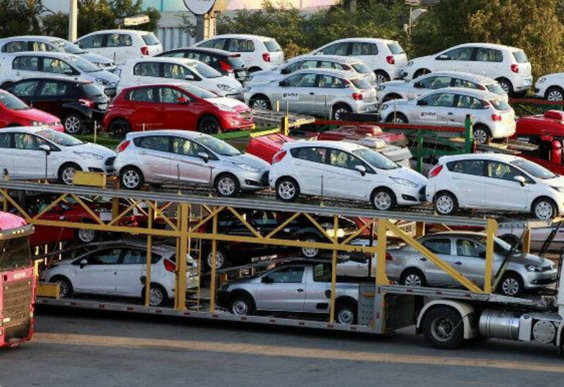 Грузия значительно увеличила реэкспорт автомобилей в Азербайджан