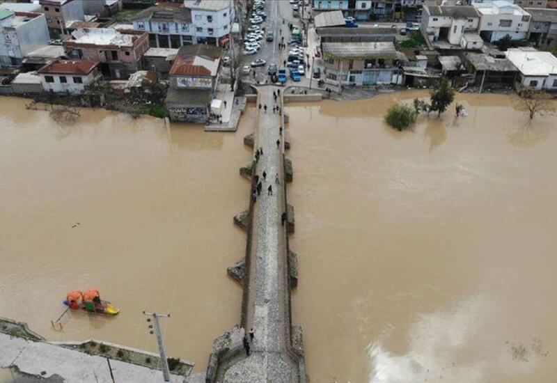 Растет число жертв наводнений в Иране