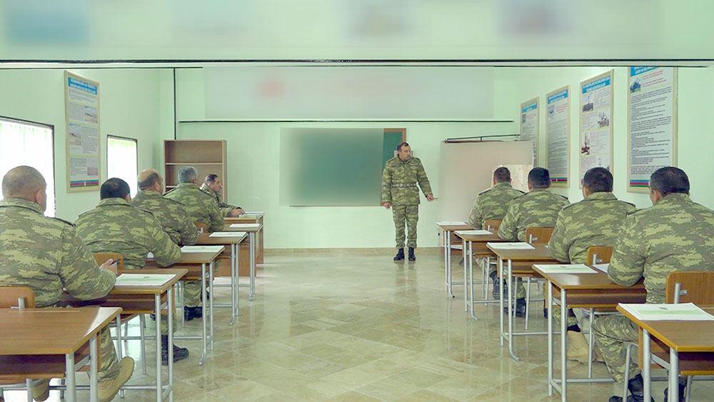 ВС Азербайджана использовали в учениях военные трофеи, оставленные Арменией