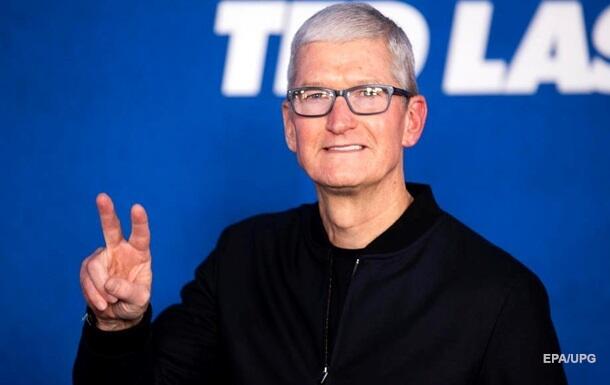 Заработок главы Apple значительно вырос