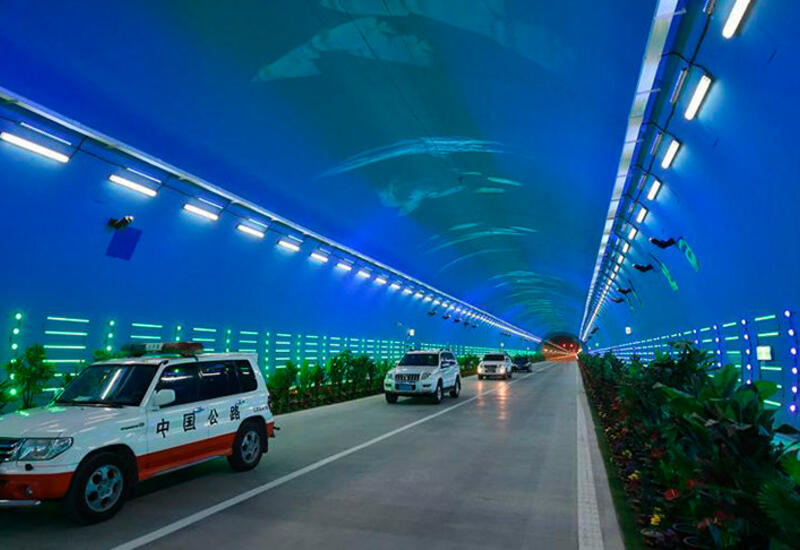 В Китае открыли самый длинный подводный автомобильный тоннель
