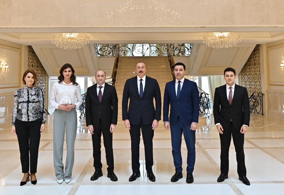 Президент Ильхам Алиев дал интервью местным телеканалам
