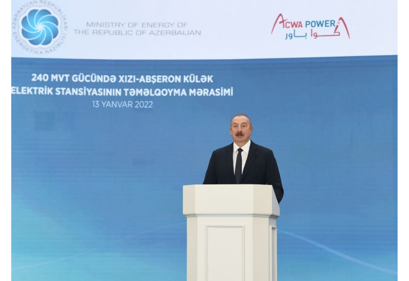 Президент Ильхам Алиев: В целом на освобожденных территориях можно производить около 10 тысяч мегаватт возобновляемой ветровой и солнечной электроэнергии