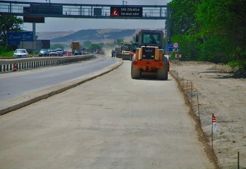 Назван срок завершения строительства новой автодороги Баку– Россия