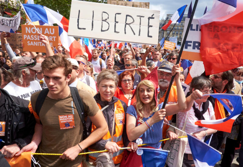 Почти 80 тыс. французов вышли на протесты