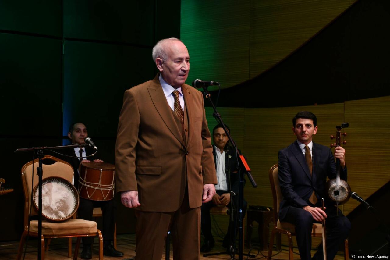 В Баку прошел концерт в честь ханенде и тариста Шируллы Иманова