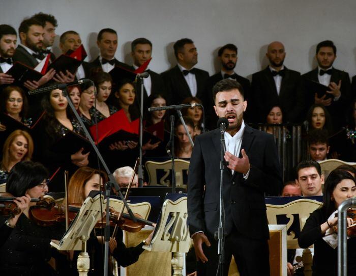 Юбилей Азера Дадашева отметили концертом в Филармонии