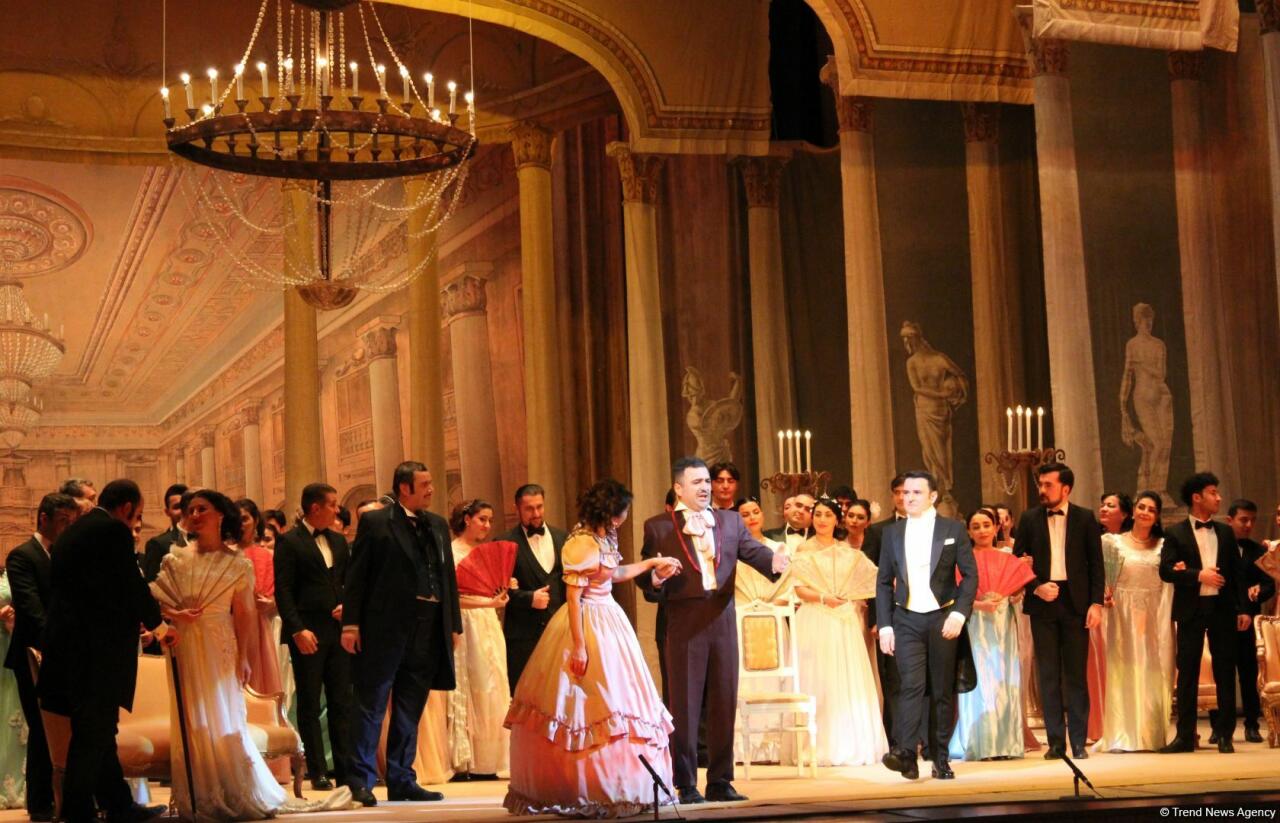 Рамиль Гасымов и Инара Бабаева в опере "Травиата"