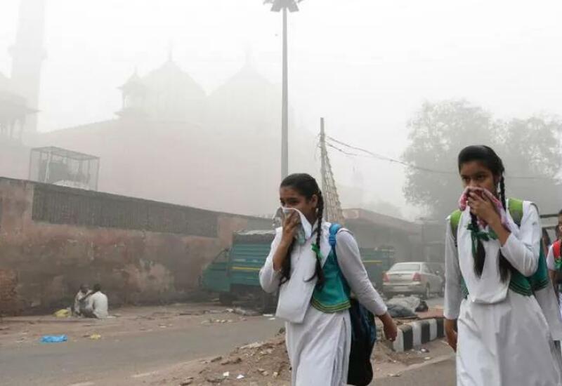 Уровень загрязнения воздуха в Нью-Дели достиг критического уровня