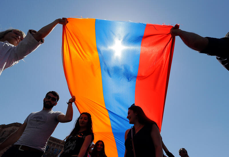 Президент Армении может изменить решение об отставке