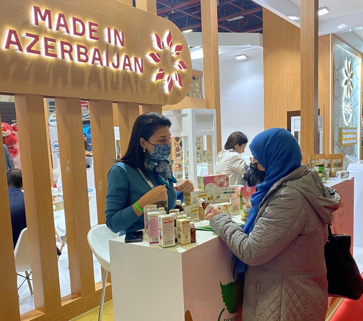 Азербайджан будет экспортировать шафран в арабские страны
