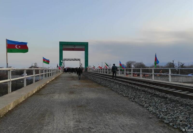 Мост между Ираном и Азербайджаном