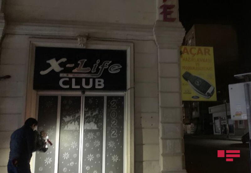 Полицейская операция в ночном клубе в Баку, есть задержанные