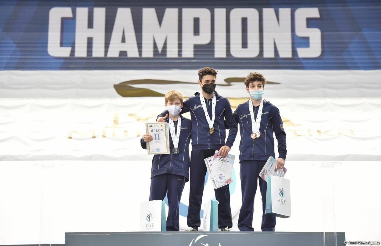 Определились победители Первенства Азербайджана и Чемпионата Баку по прыжкам на батуте и акробатической дорожке