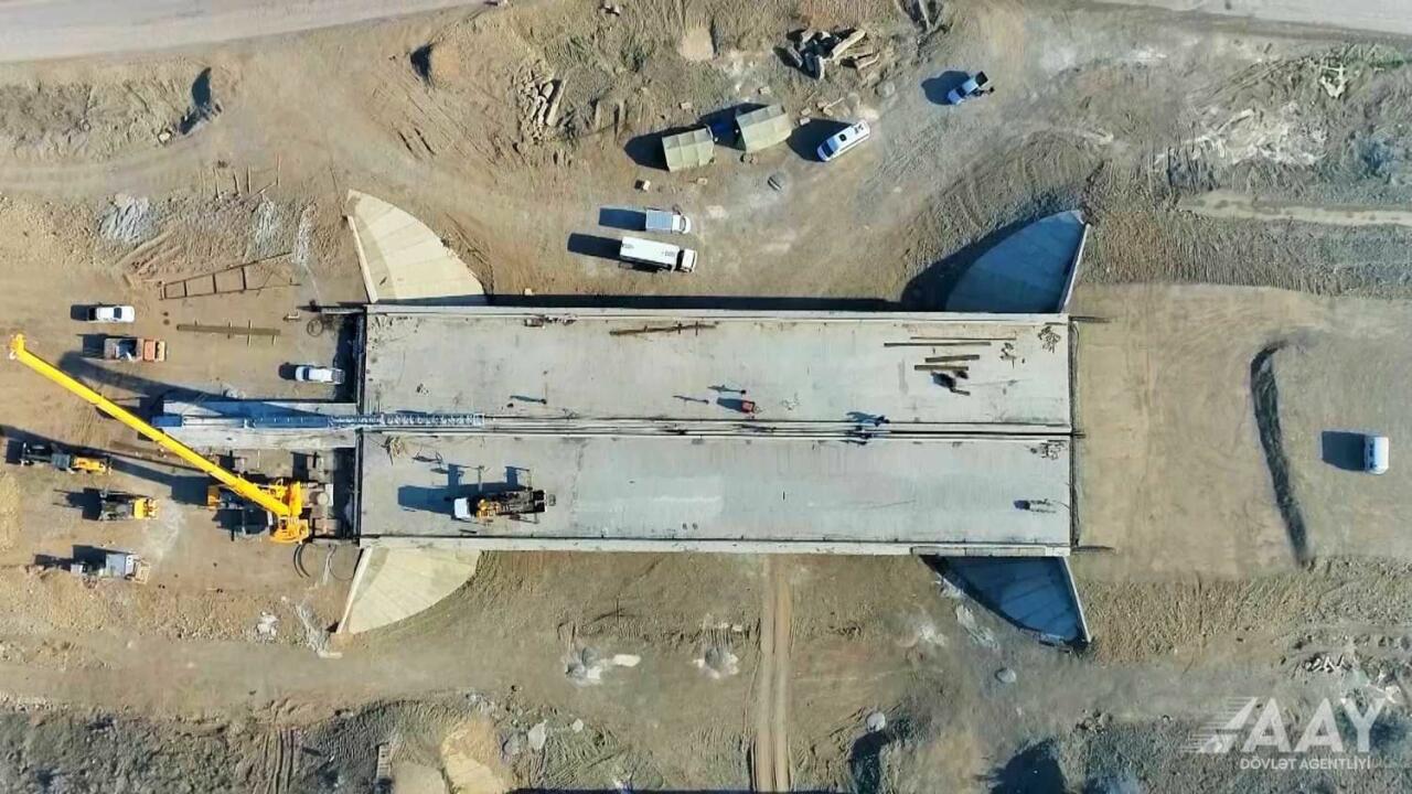 Строительство автодороги Барда-Агдам продолжается быстрыми темпами