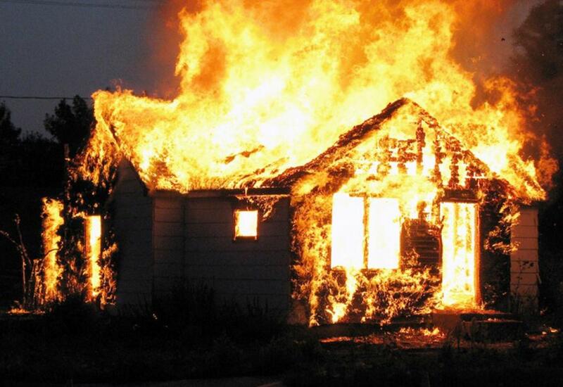В Ярдымлы сгорел частный дом