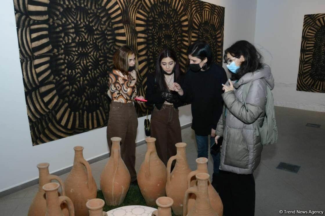 Пространство Современного Искусства YARAT представило в ARTIM коллективную выставку Postponed